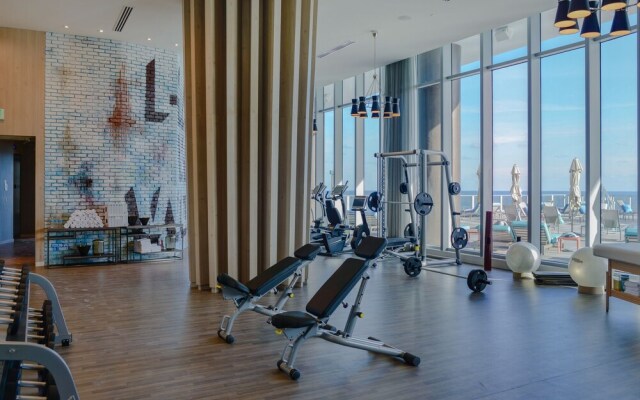 Oceanfront Luxe: Beach Condo