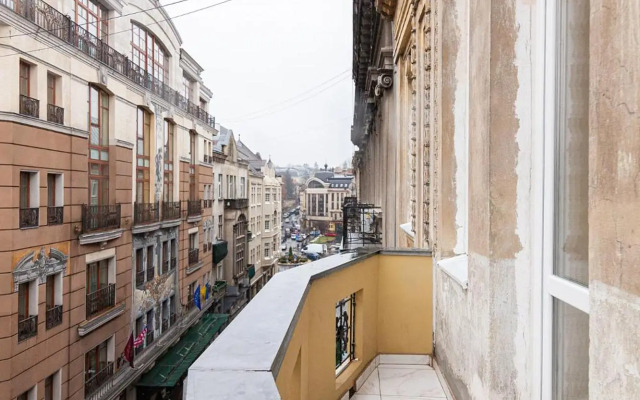 Royal Apartment on Fredra 4a