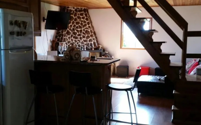 Wood house with swiming pool near Lisbon best beaches