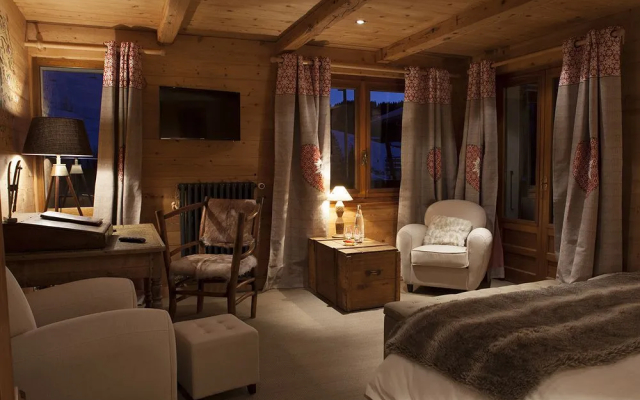 Hôtel Chalet Les Cimes