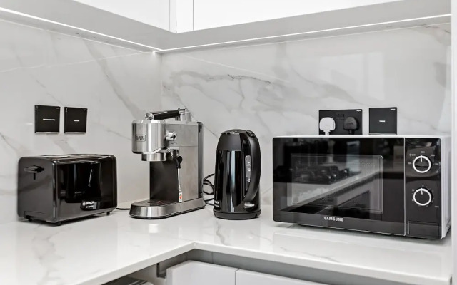 Luxury 1BR at Binghatti Onyx JVC