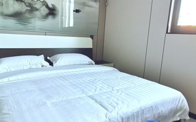 Ruixiang Hotel