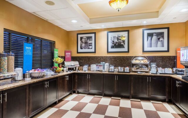 Hampton Inn Clifton Park