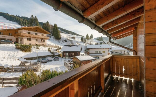 Spacious Chalet near Ski Area in Dienten am Hochkonig