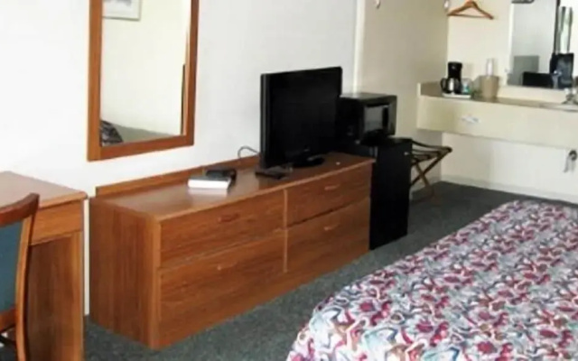 Mariann Travel Inn Scottsburg