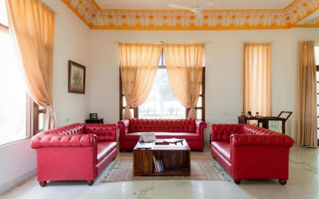 Hawaii- Luxury 4 Bedroom Villa with Pool