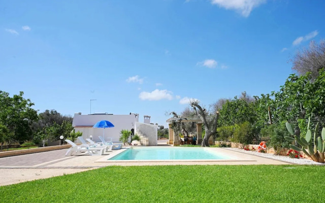 Villa Lino With Pool by Wonderful Italy