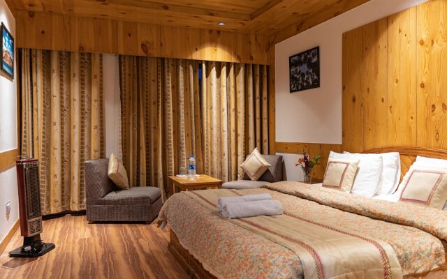 OYO Premium Log Huts