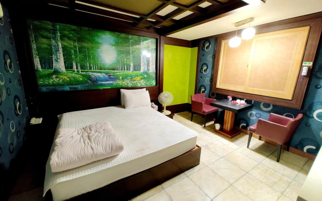 Songdo Hotel Queen