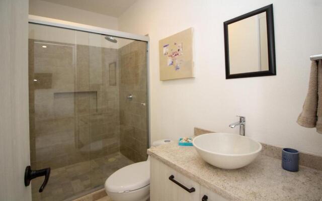 Casa en hermoso condominio La Luminaria I20