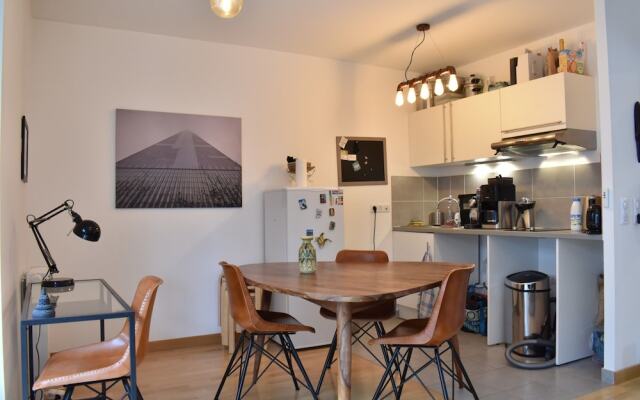 Charming Apartment in Gambetta, Ménilmontant