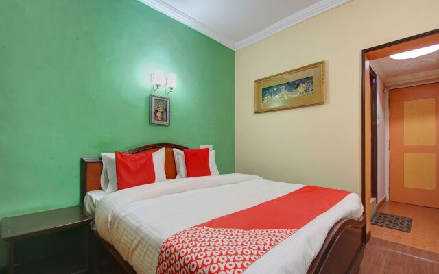 Capital O 13231 Hotel Sapphire Garden View