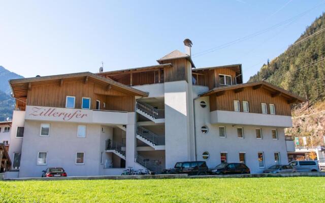 423 Penthouse Apartment Mayrhofen