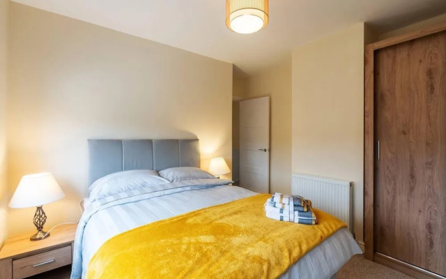 Impeccable Luxury 2-bed House in Sheffield