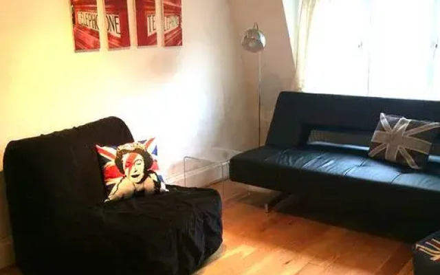 Trafalgar Square Apartments