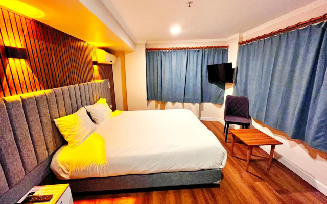 Naila Hotel