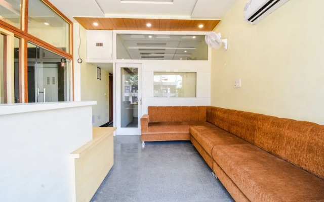 OYO 22204 Hotel Mark Inn