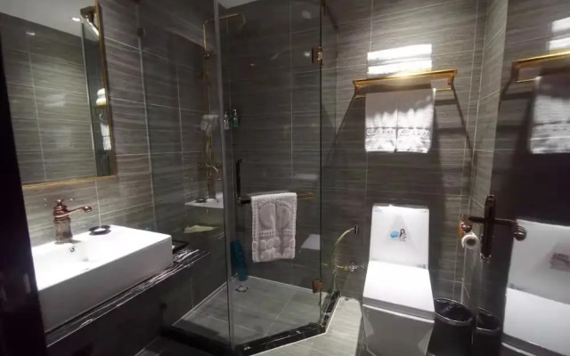 Royal Meihao Hotel