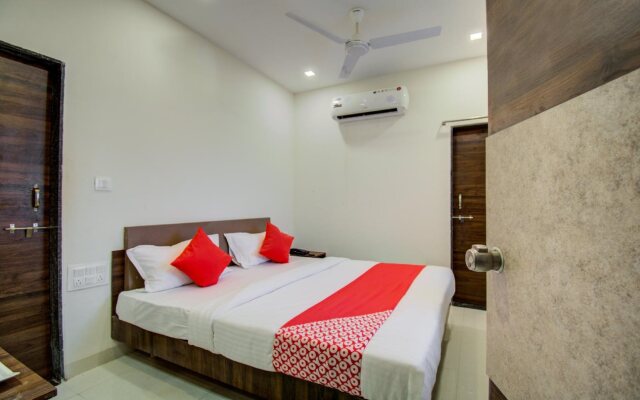 Kala Laxmi Executive by OYO Rooms