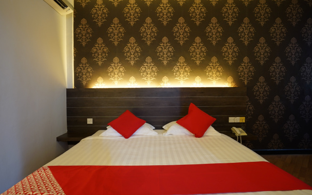 Garden View Hotel – Guest Rooms – Bahau
