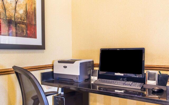 Quality Inn Pontiac