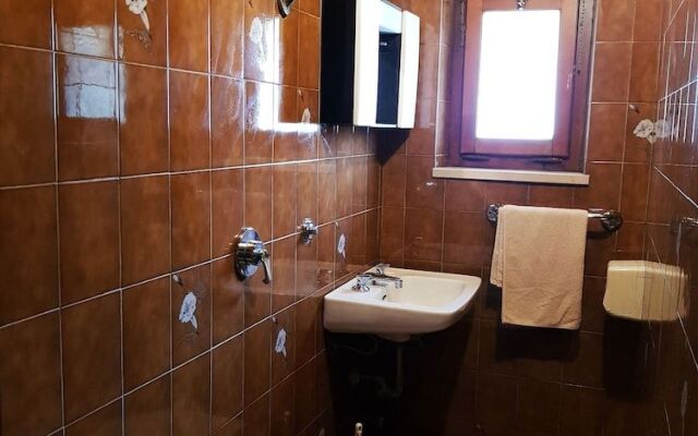 Albergo Pensione Tesi