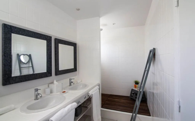 Dream Villa Terres Basses-540