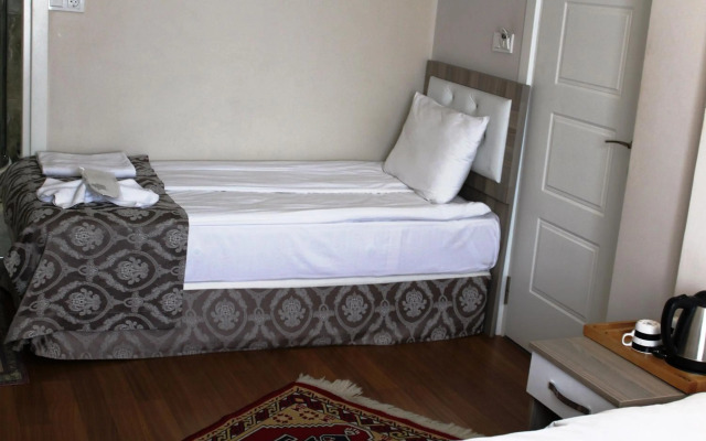 Ararat Hotel