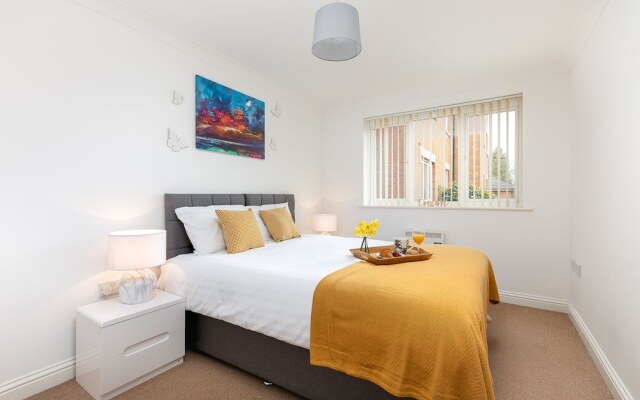 KVM - Peacock Apartment