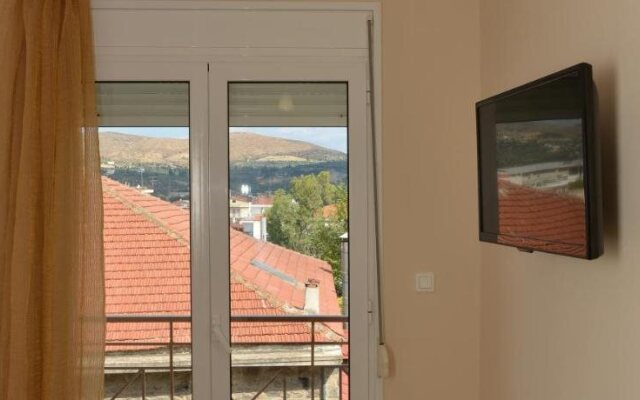 Midia Suites