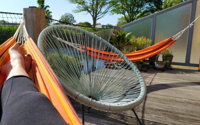 Dutch African Breeze