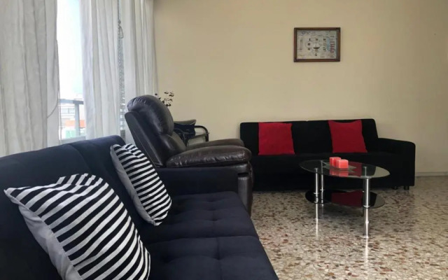 Apartamento Apolo, Depto 201 sobre Gorlero