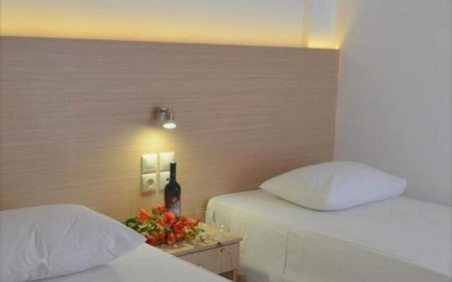 Sun Boutique Hotel - Adults Only