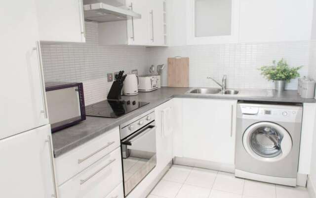 Host Apartments Standish Street Place