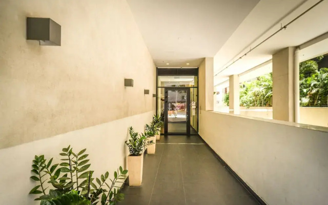 Luxury Levontin apt near Rothschild