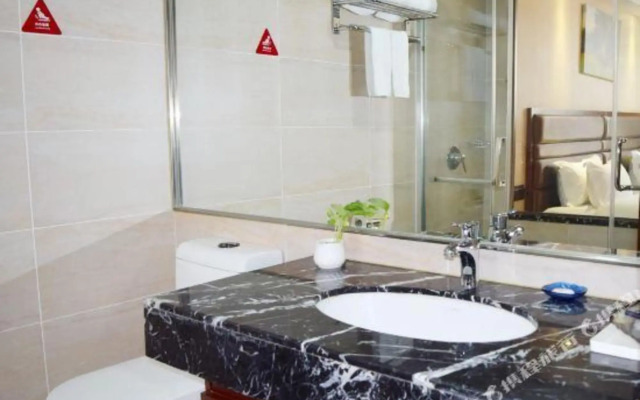 Longhai Liangyou Hot Spring Hotel