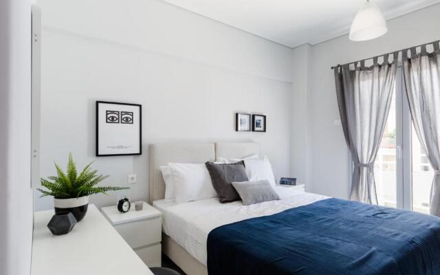 Minimal 2BD Apartment with Lycabettus view by UPSTREET