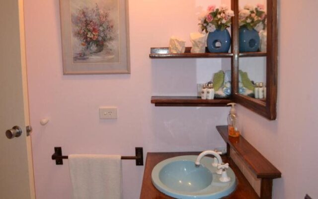 Swann Lodge B&B