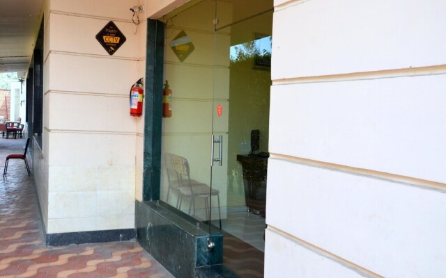 OYO 2376 Bellevue Hotel