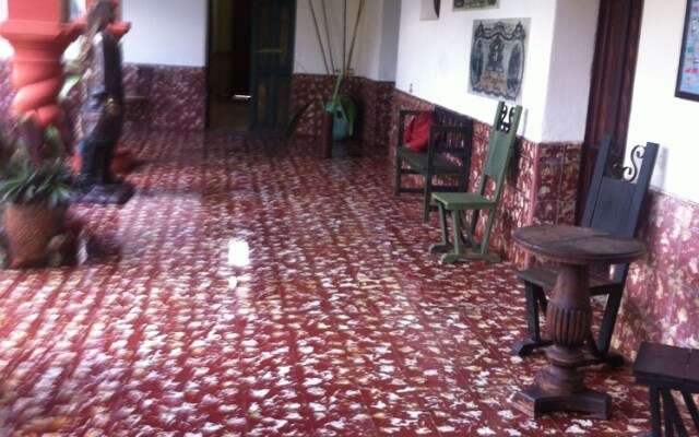 Hostal Las Flores Chalchuapa - Hostel