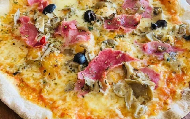 Fly Inn Madagascar Hotel