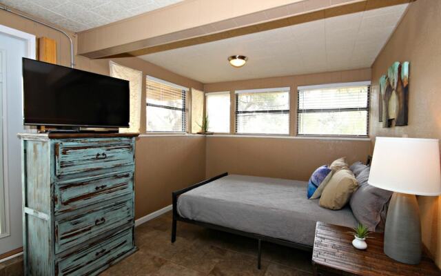 Ricks River Haus by RedAwning