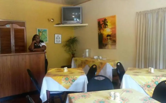 Monique's Guesthouse
