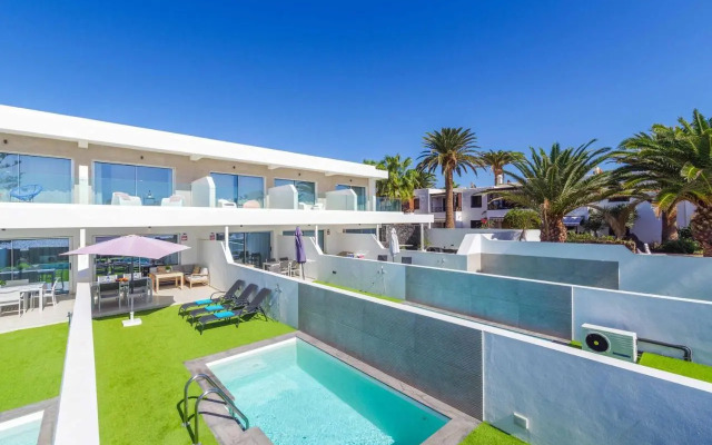 Marina Suite Villa Azul