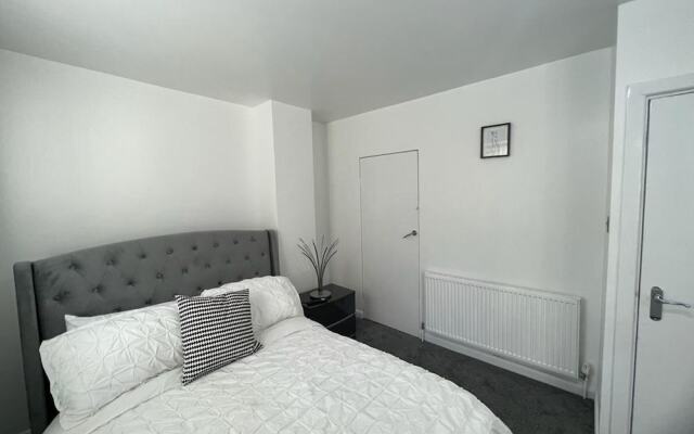 Modern Executive 2-bed Apartment in London