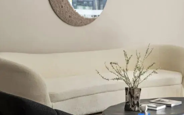 Xiaoman · AZITA Designer Urban Inn (Nanjing Xuanwu Lake)