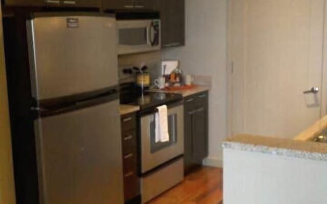 Pointe 400 by ExecuStay