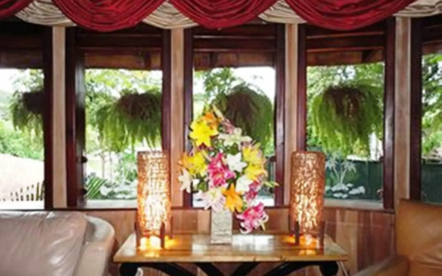 Hotel Villas Lirio