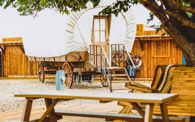 The Big Texan - Cabins & Wagons