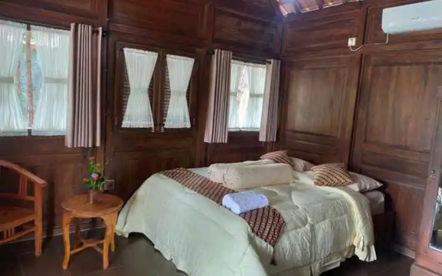 Imah Kayu by Horison